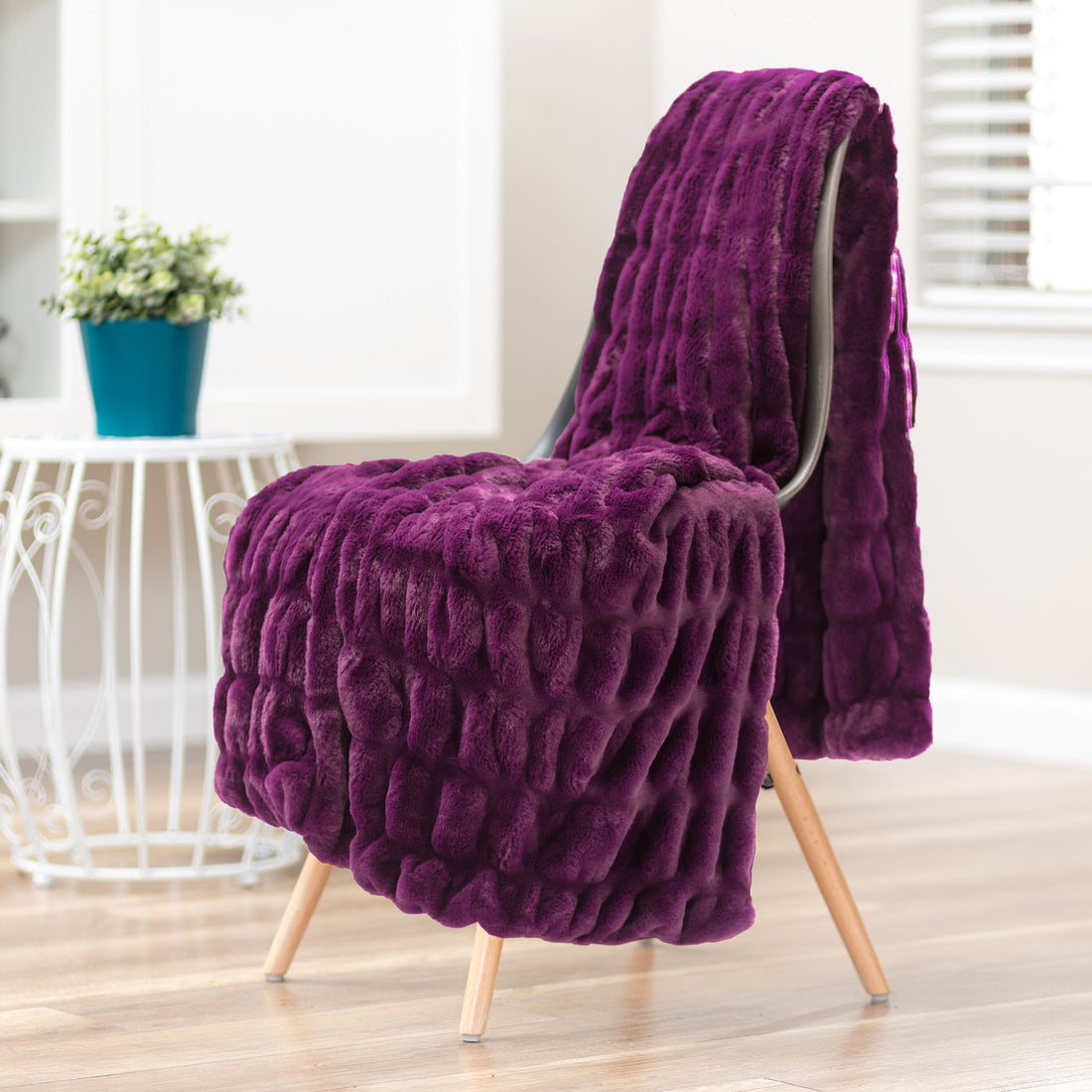 Color: Aubergine