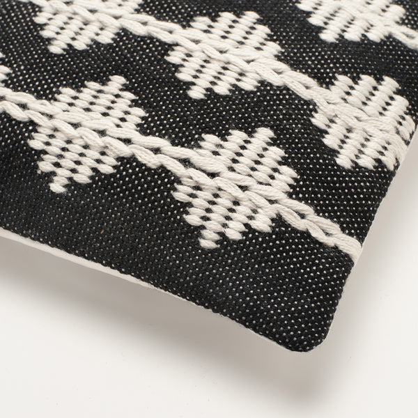 Black White Diamond Woven Polyester Outdoor Lumbar Throw Pillow Covers