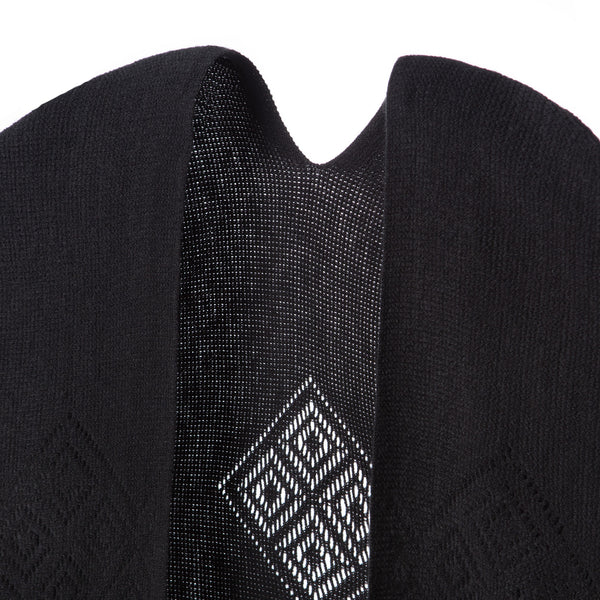 Color: Black