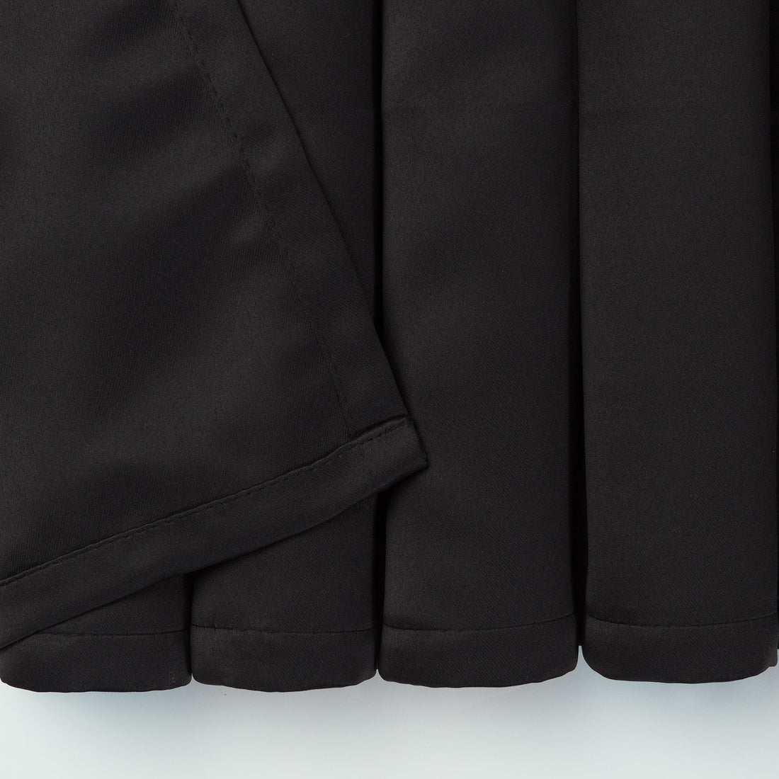 Color: Black