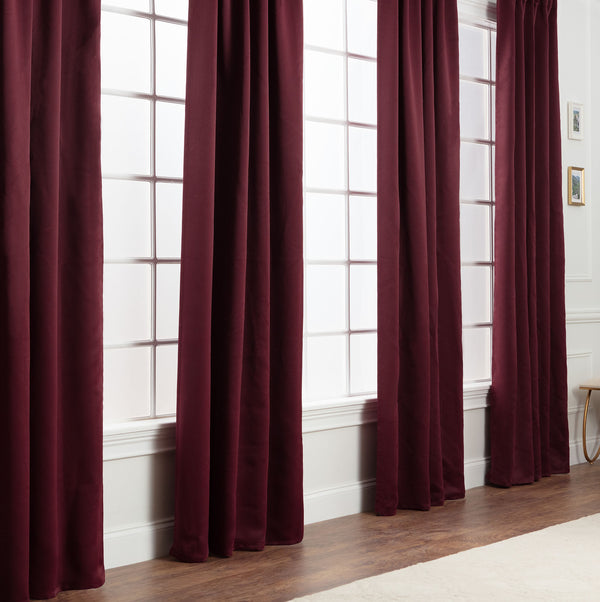 Color: Garnet Red