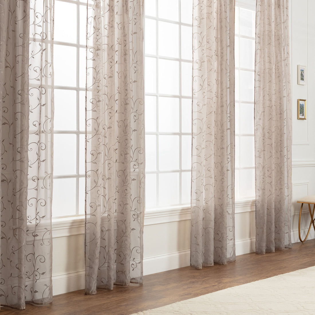 Color: Beige