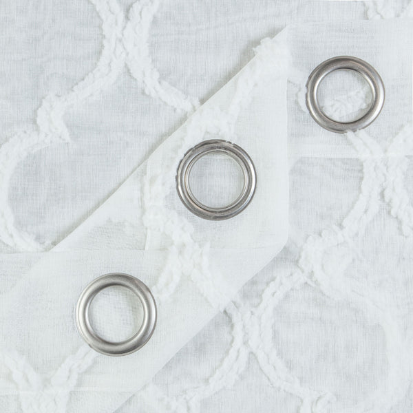 Color: Off White