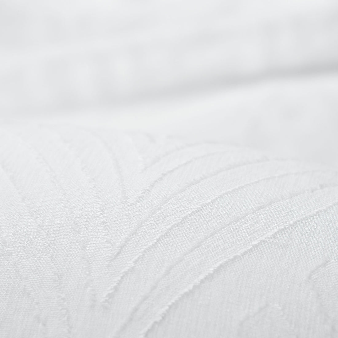 Color: White