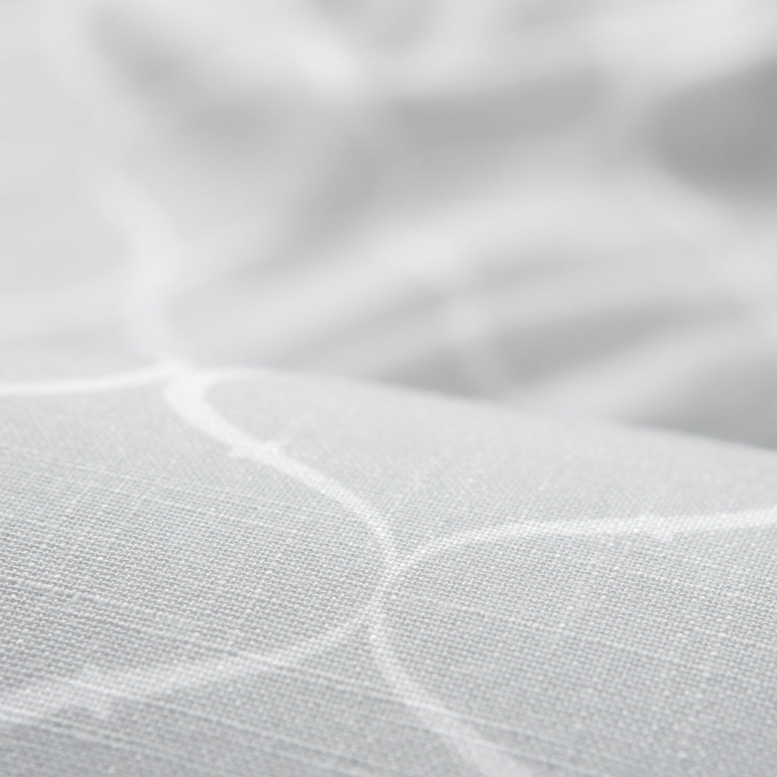 Color: Ogee Silver