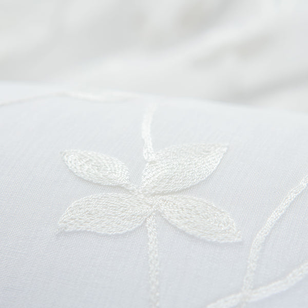 Color: White