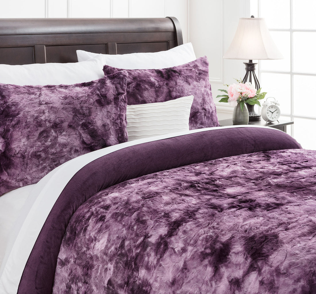 Color: Aubergine