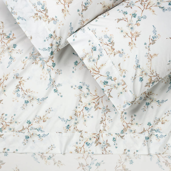 Color: Magnolia Blue