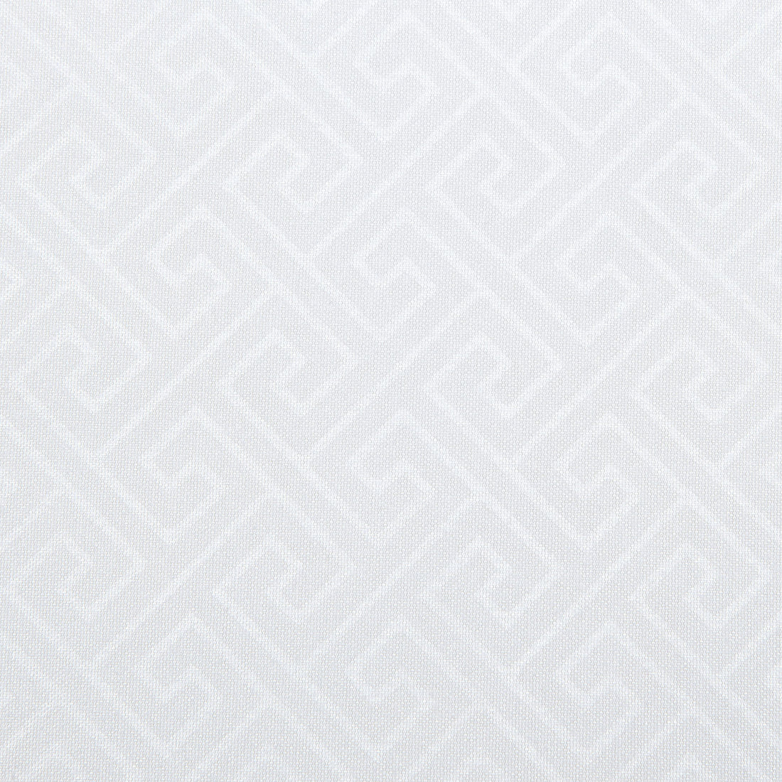 Color: Maze White
