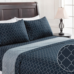 Color: Quatrefoil Blue