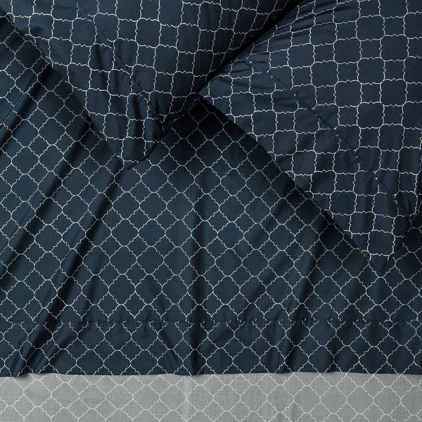 Color: Quatrefoil Blue