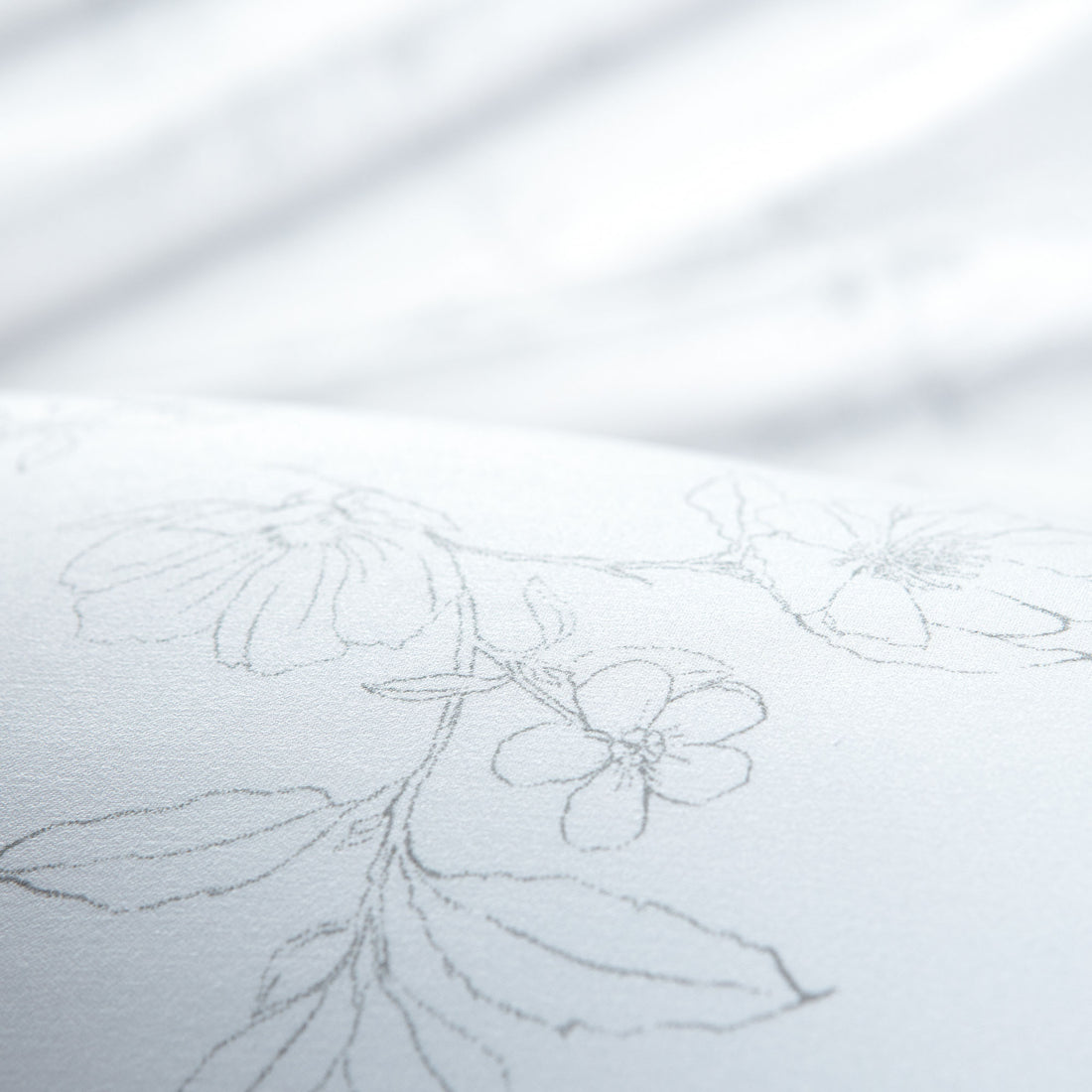 Color: Sketch Floral White