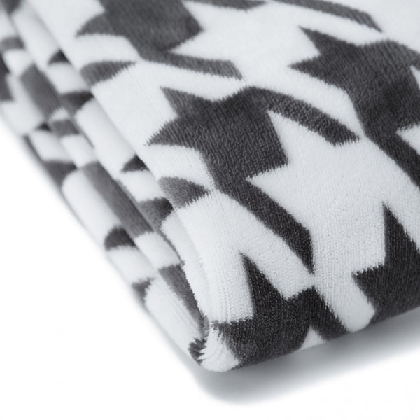 Color: Dark Gray