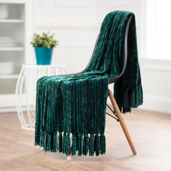 Color: Emerald