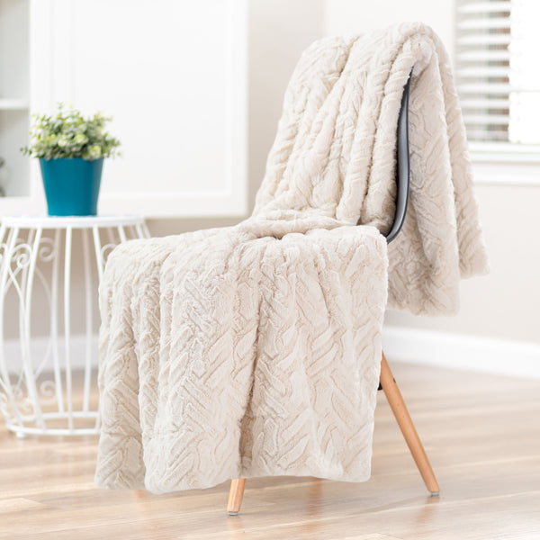 Color: Off White