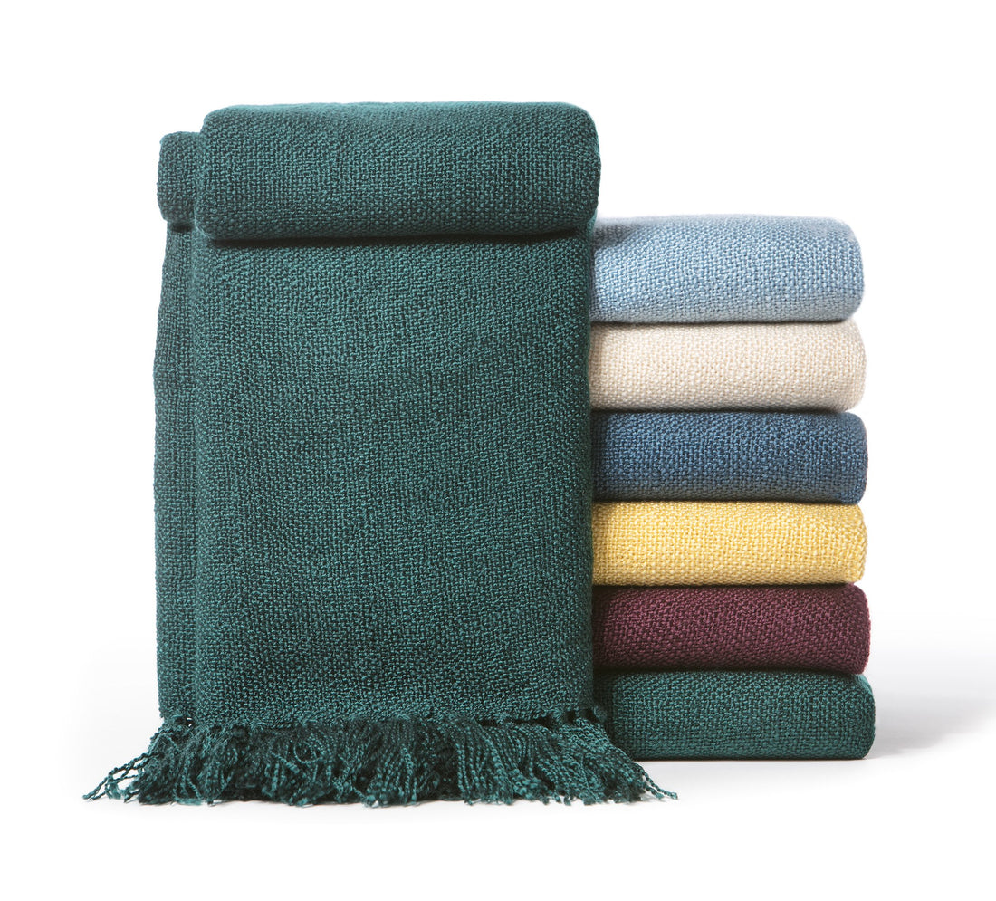 Color: Teal