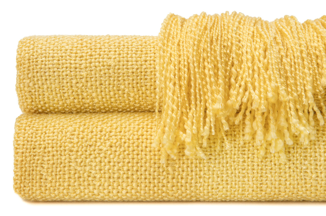 Color: Yellow