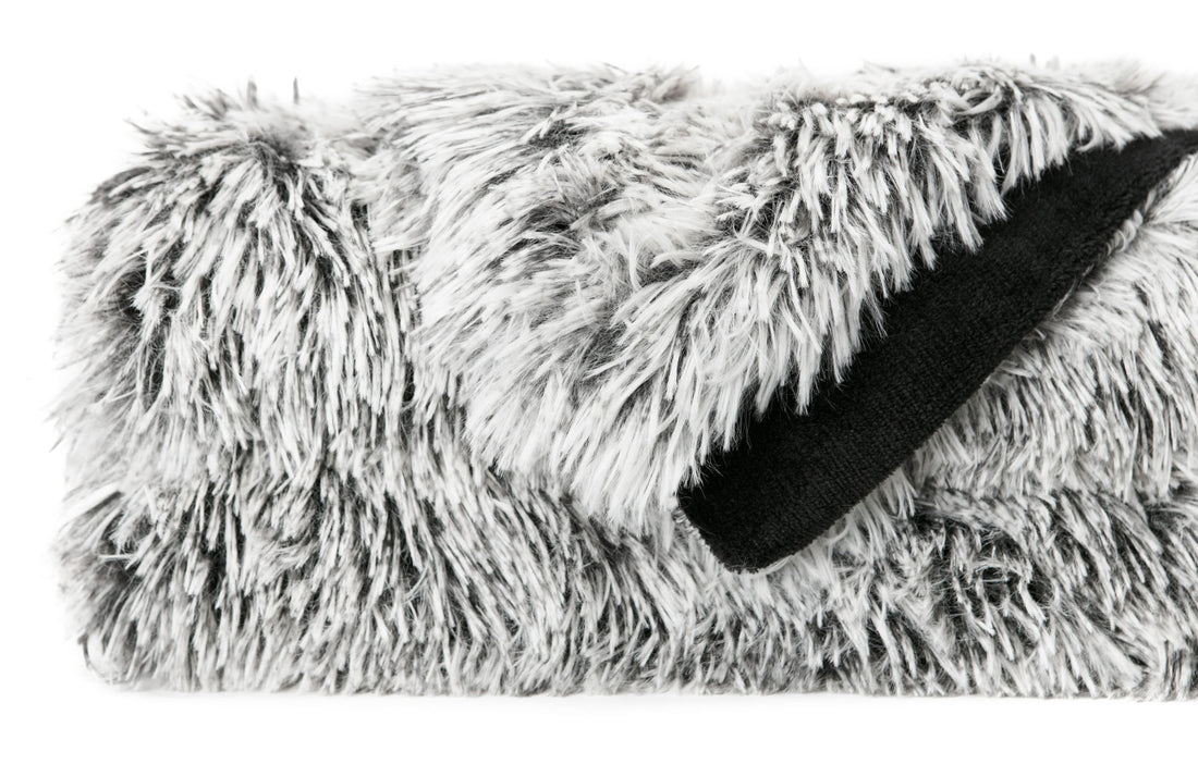 Longfur Ombre Faux Fur Throw Blanket Chanasya